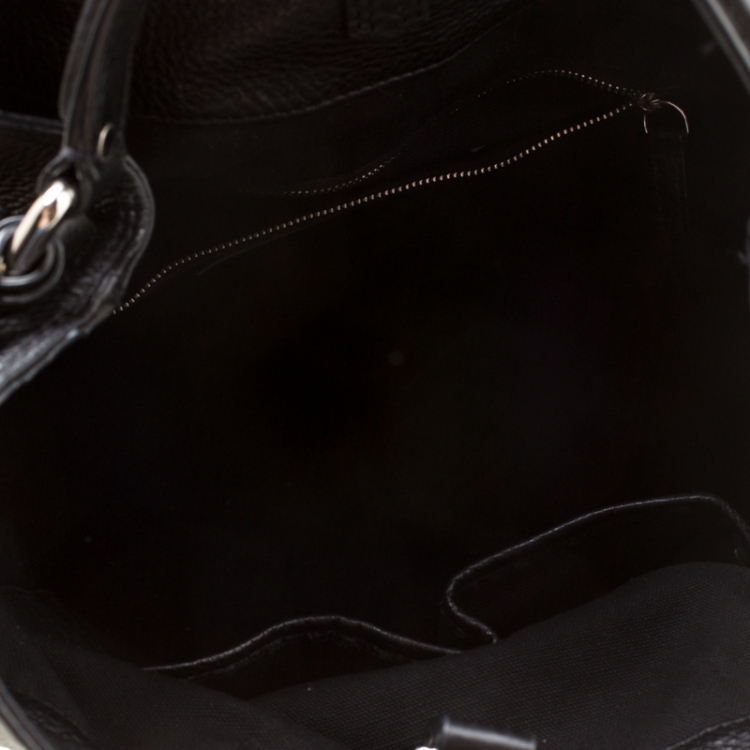 Pre Owned Burberry Black Leather Studded Susanna Bucket Bag