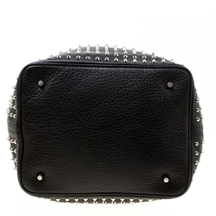 Pre Owned Burberry Black Leather Studded Susanna Bucket Bag