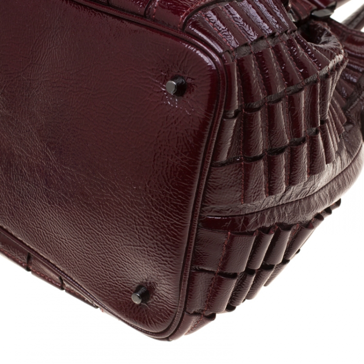Pre Owned Burberry Burgundy Cartridge Patent Leather Lowry Top Handle Bag