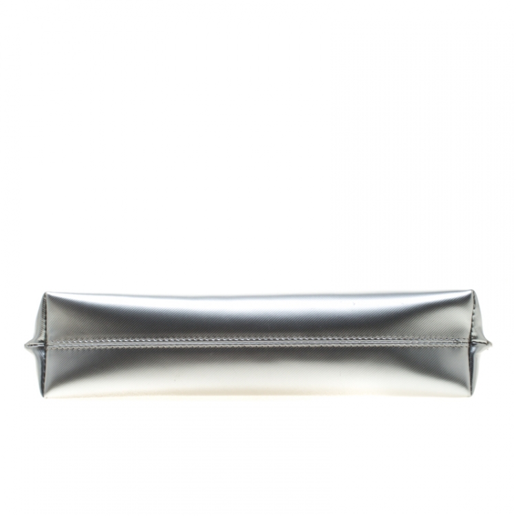 Pre Owned Burberry Silver Patent Leather Lock Trench Clutch