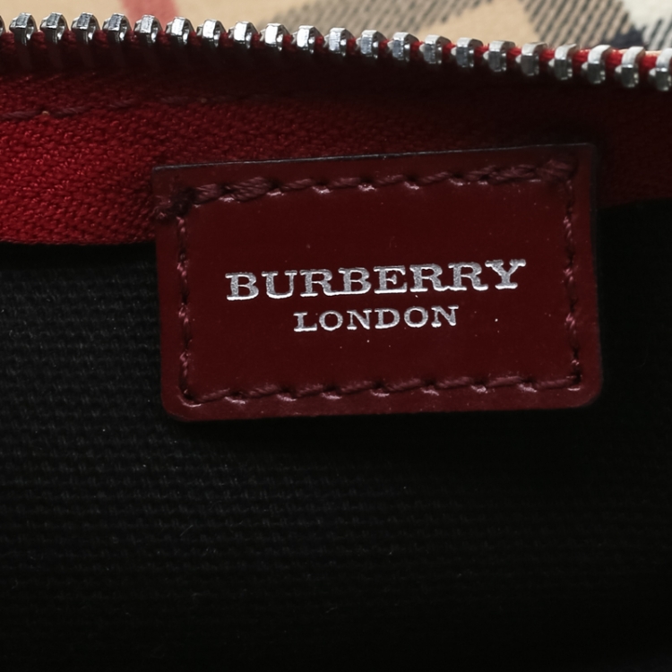 Pre Owned Burberry Beige/Red Haymarket Check PVC and Leather Pochette Bag