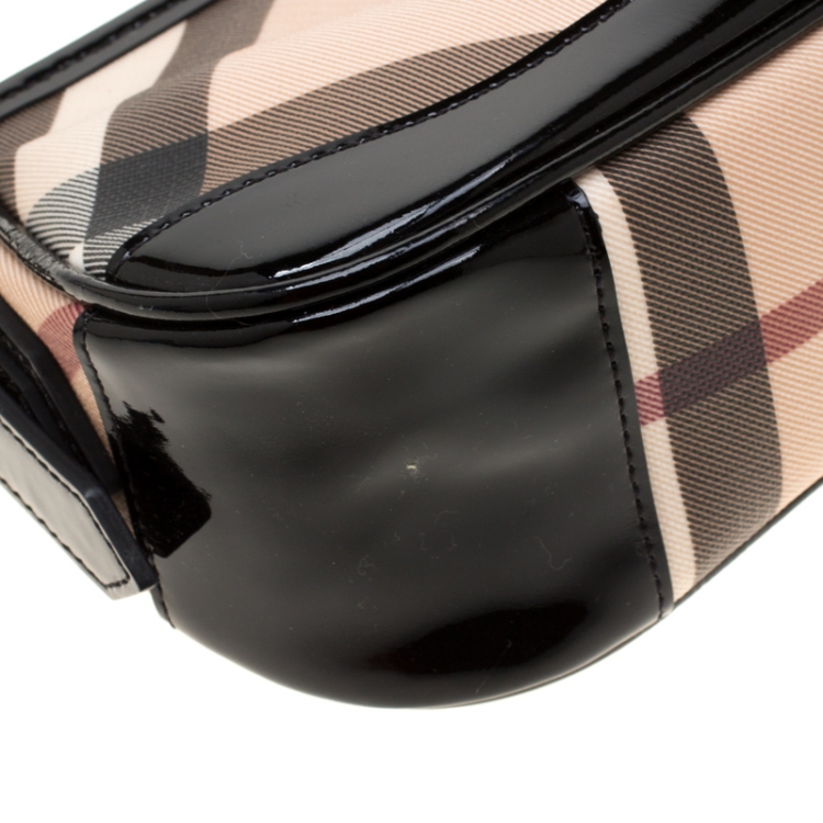 Pre Owned Burberry Black/Beige Nova Check PVC and Patent Leather Small Newbury Sling Bag