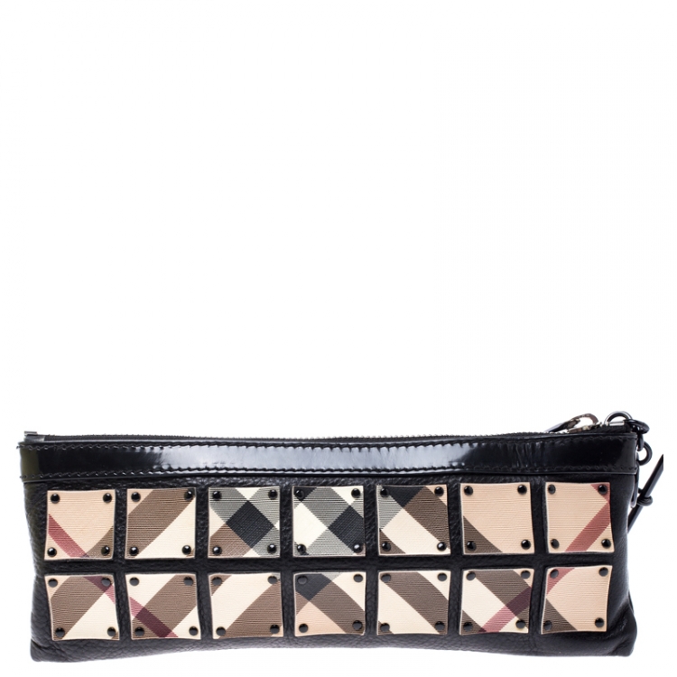 Pre Owned Burberry Black Nova Check PVC and Leather Zip Wristlet Clutch