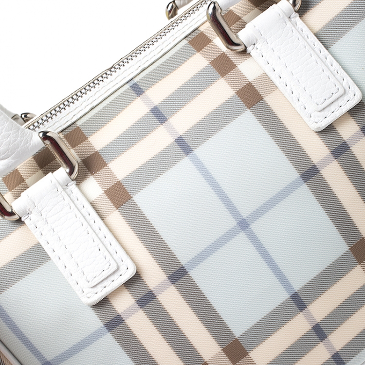 Pre Owned Burberry White/Blue Nova Check PVC Small Chester Boston Bag