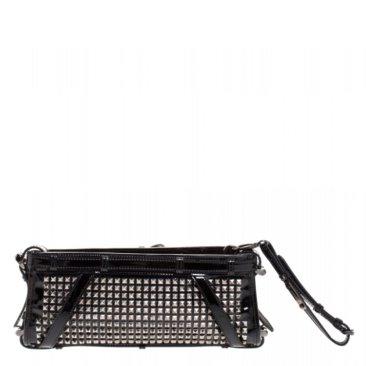 Pre Owned Burberry Black Patent Leather Hyde Studded Wristlet Clutch