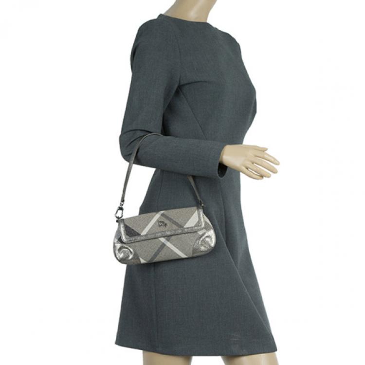 Pre Owned Burberry Grey Shimmer Check Wristlet