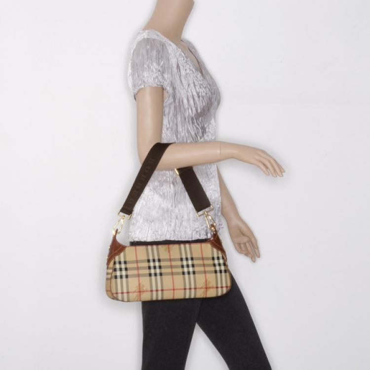 Burberry Haymarket Chain Pochette Bag, Luxury, Bags & Wallets on Carousell