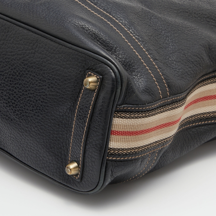 Pre Owned Burberry Black Leather Hobo