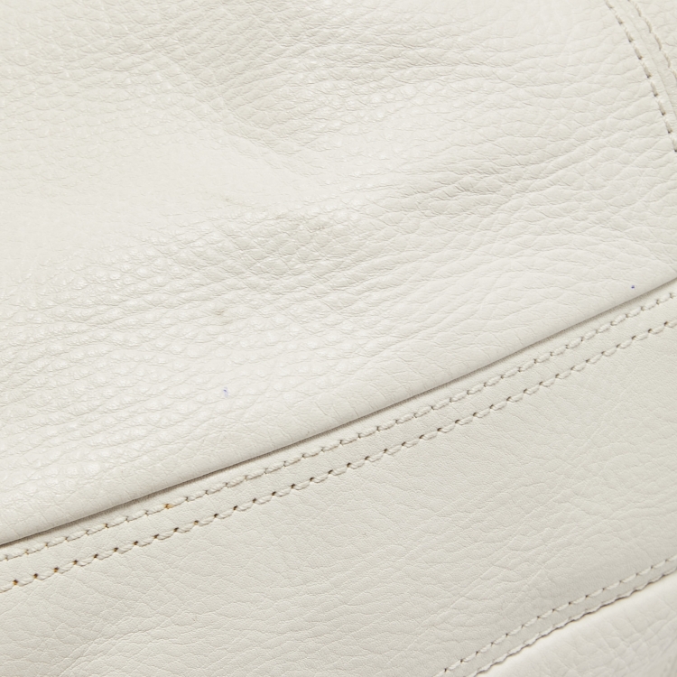 Pre Owned Burberry White Leather Buckle Handle Hobo