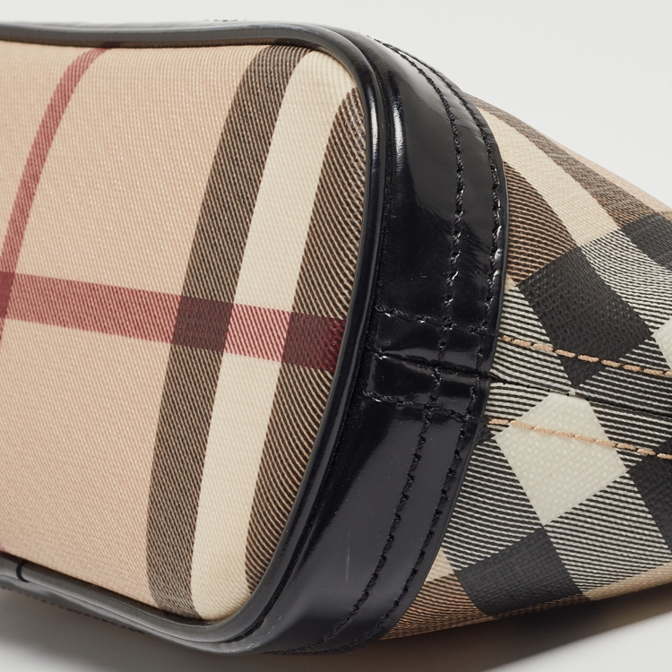 Pre Owned Burberry Black/Beige Nova Check Coated Canvas and Patent Leather Boat Baguette Bag