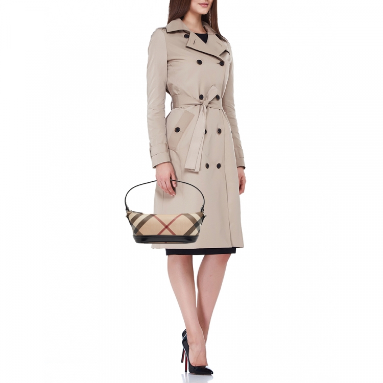 Pre Owned Burberry Black/Beige Nova Check Coated Canvas and Patent Leather Boat Baguette Bag