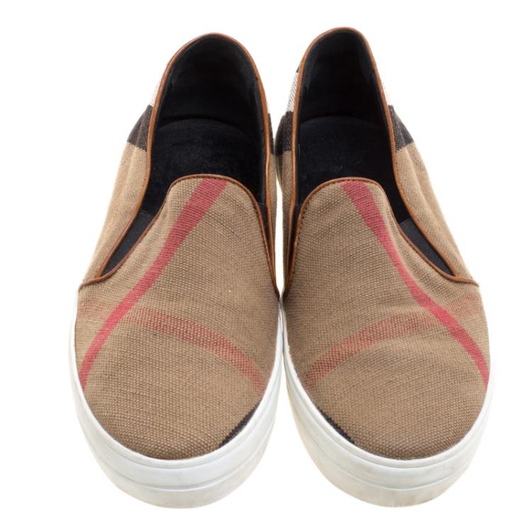 Pre Owned Burberry Beige Novacheck Canvas Slip On Sneakers Size 40