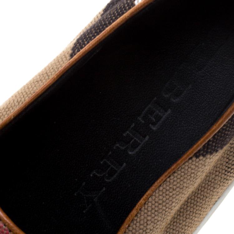 Pre Owned Burberry Beige Novacheck Canvas Slip On Sneakers Size 40