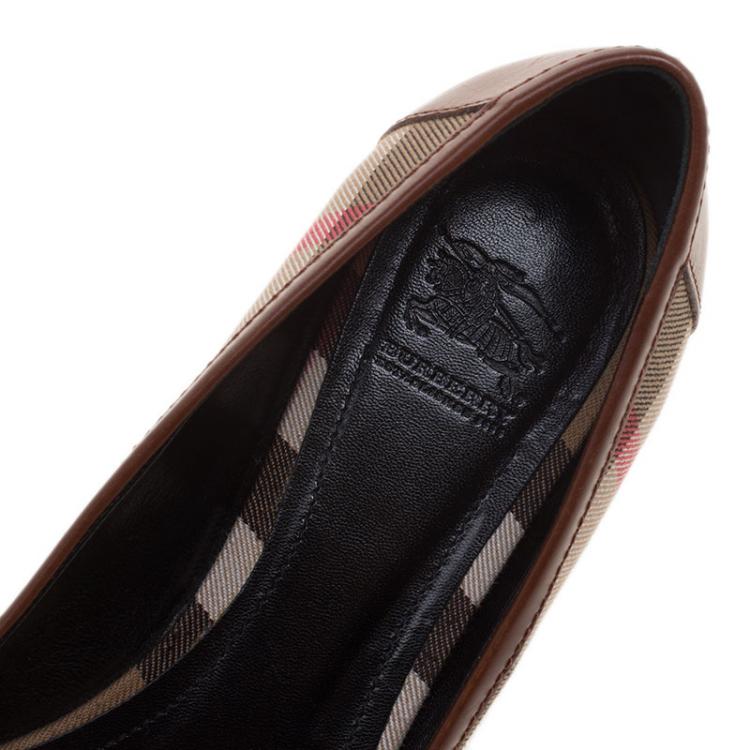 Pre Owned Burberry Brown Leather and Novacheck Canvas Buckle Detail Pointed Toe Ballet Flats Size 41