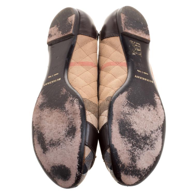 Pre Owned Burberry Beige Quilted Novacheck Canvas and Leather Buckle Detail Ballet Flats Size 38.5