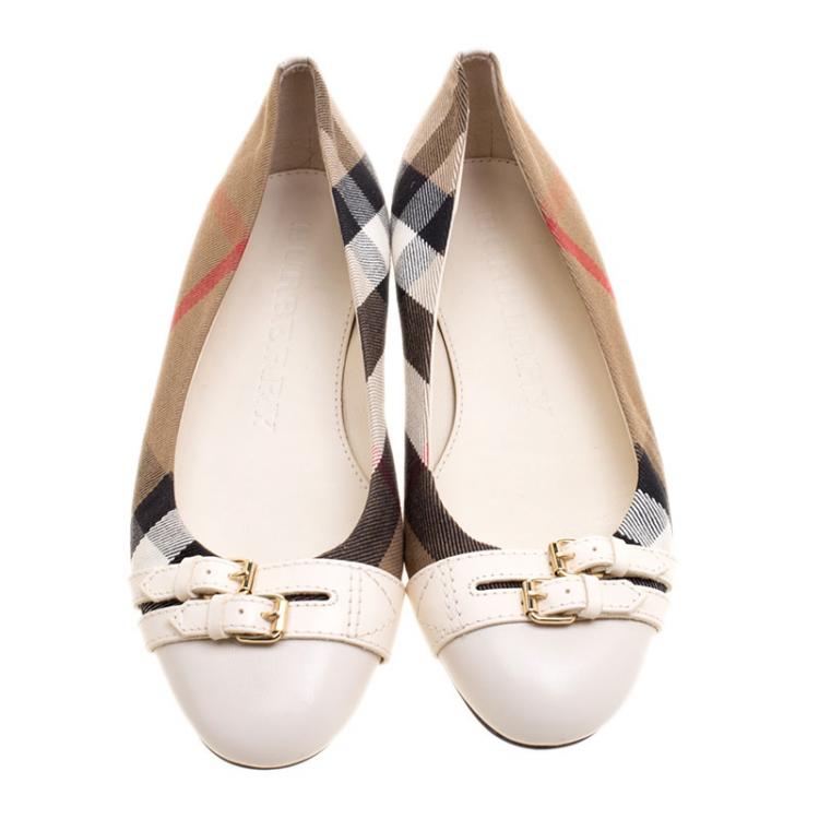 Pre Owned Burberry Beige Nova Check Canvas and Cream Leather Buckle Detail Ballet Flats Size 38.5