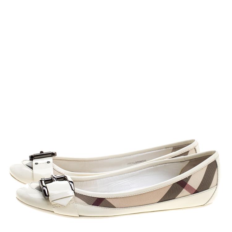 Pre Owned Burberry White Nova Check PVC and Patent Leather Buckle Ballet Flats Size 39