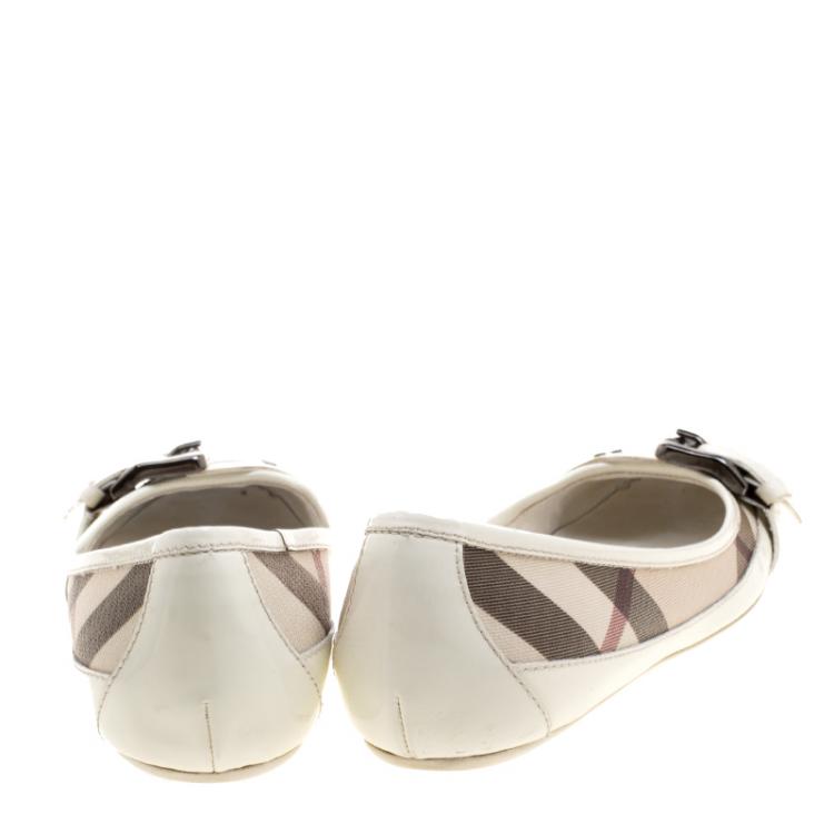 Pre Owned Burberry White Nova Check PVC and Patent Leather Buckle Ballet Flats Size 39