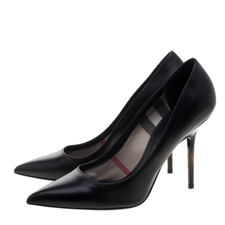 Pre Owned Burberry Black Leather Deighton Pointed Toe Pumps Size 38