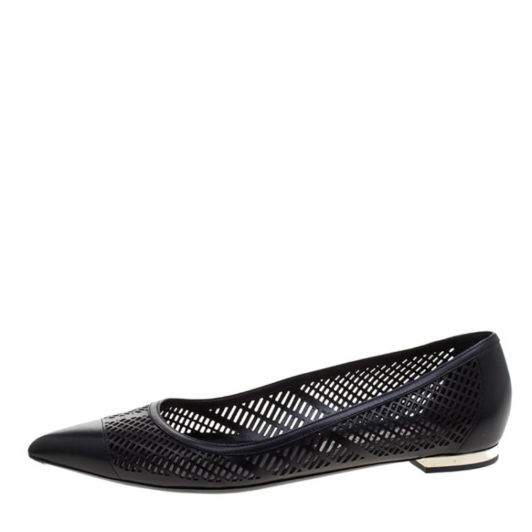 Pre Owned Burberry Black Laser Cut Leather Bradshaw Pointed Toe Flats Size 39
