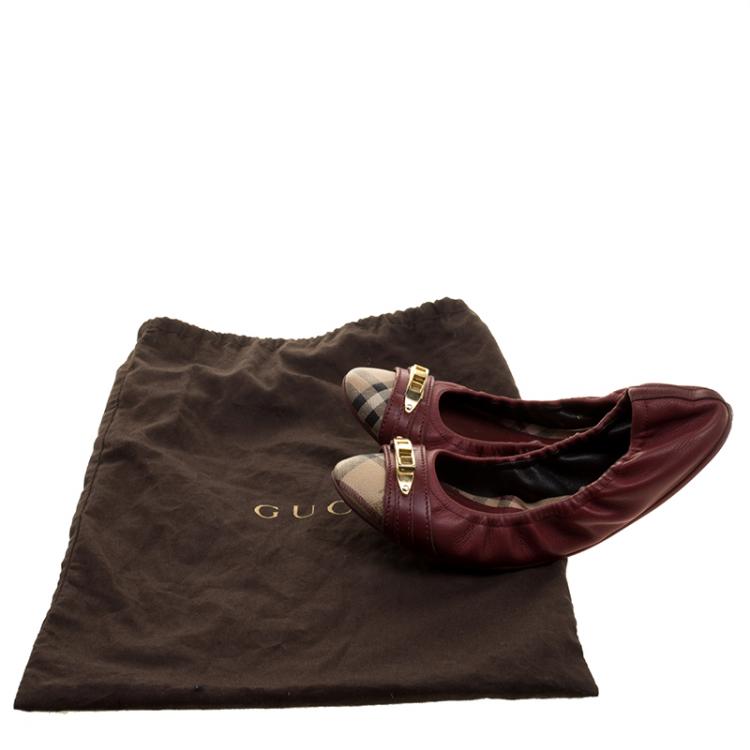 Pre Owned Burberry Red Leather and Nova Check PVC Drayton Twistlock Ballet Flats Size 39