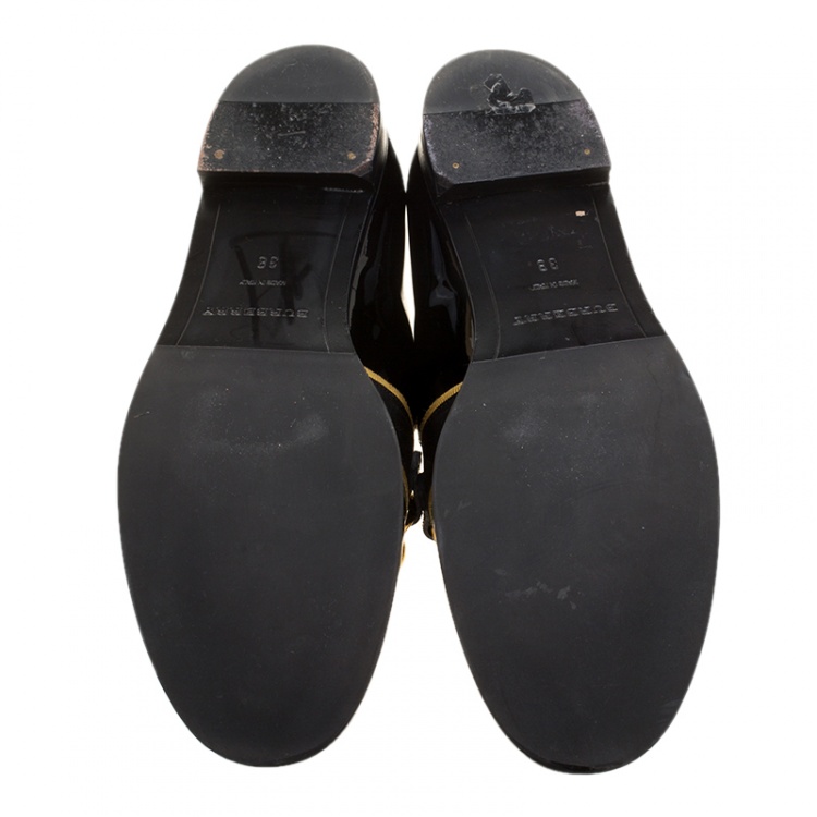 Pre Owned Burberry Black Patent Leather Chain Detail Loafers Size 38