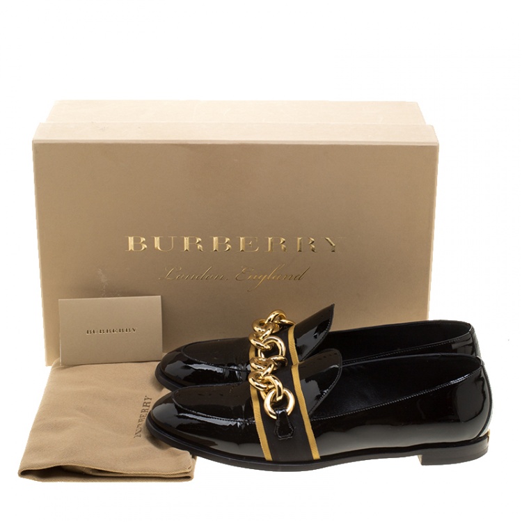 Pre Owned Burberry Black Patent Leather Chain Detail Loafers Size 38