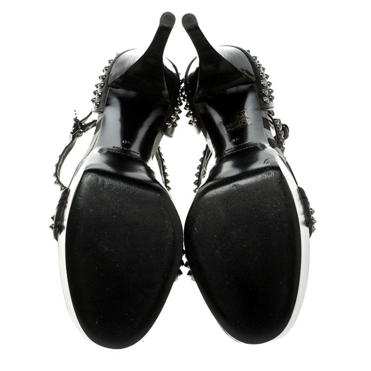 Pre Owned Burberry Black Leather Criss Cross Studded Platform Sandals Size 40