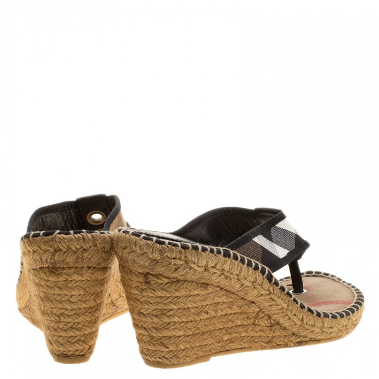 Pre Owned Burberry Black Novacheck Canvas Espadrille Thong Wedge Sandals Size 35