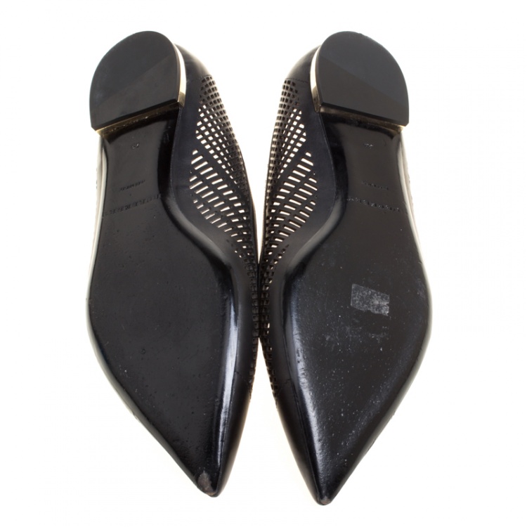 Pre Owned Burberry Black Laser Cut Leather Bradshaw Pointed Toe Flats Size 39