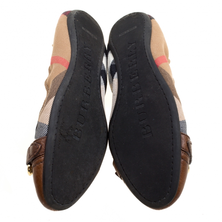 Pre Owned Burberry Beige/Brown Canvas and Leather Shipley Ballet Flats Size 35