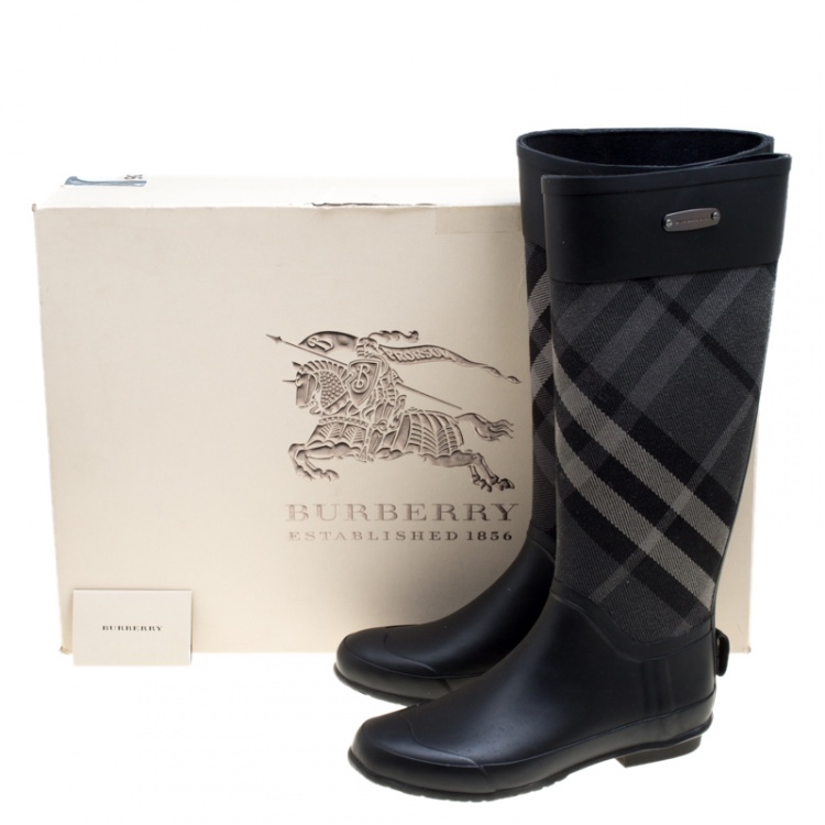 Pre Owned Burberry Black Rubber and Beat Check Fabric Rain Boots Size 36