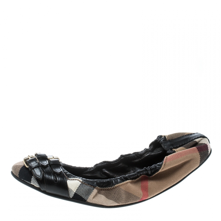 Pre Owned Burberry Novacheck Canvas and Leather Buckle Scrunch Ballet Flats Size 38