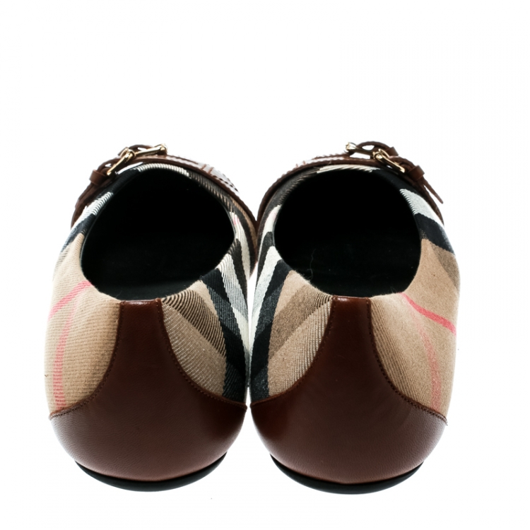 Pre Owned Burberry Beige Nova Check Canvas and Brown Leather Buckle Detail Ballet Flats Size 38