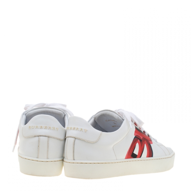Pre Owned Burberry White Leather Graffiti Lace Up Sneakers Size 36