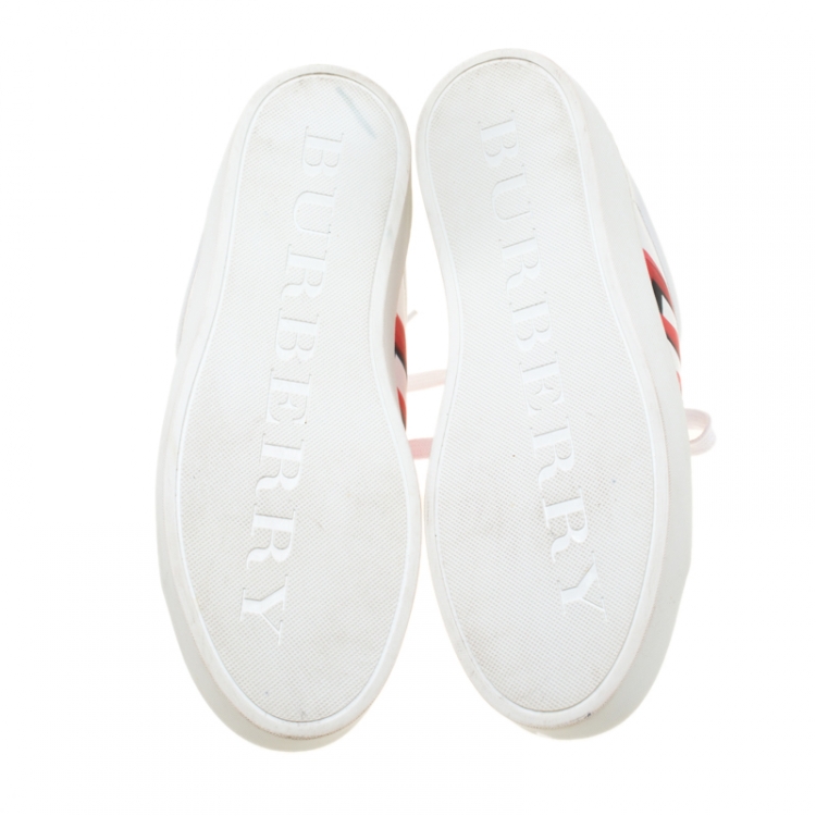 Pre Owned Burberry White Leather Graffiti Lace Up Sneakers Size 36