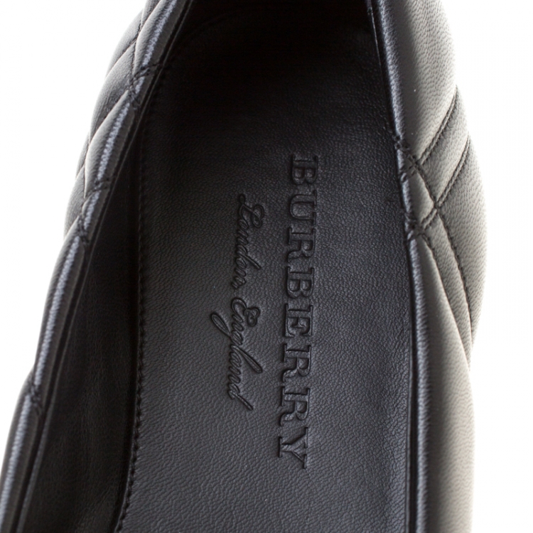 Pre Owned Burberry Black Quilted Leather Avon Buckle Detail Ballet Flats Size 37