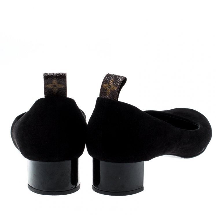 Pre Owned Louis Vuitton Black Suede Uniform Pumps Size 38