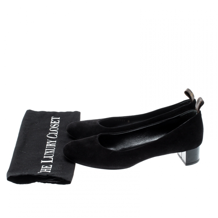 Pre Owned Louis Vuitton Black Suede Uniform Pumps Size 38