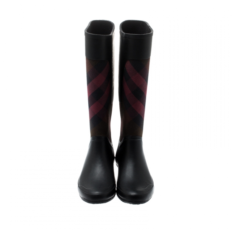 Pre Owned Burberry Rubber And Beat Check Fabric Rain Boots Size 38