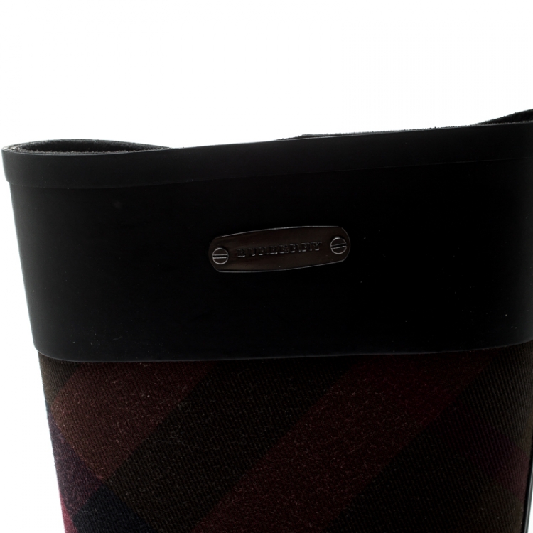 Pre Owned Burberry Rubber And Beat Check Fabric Rain Boots Size 38