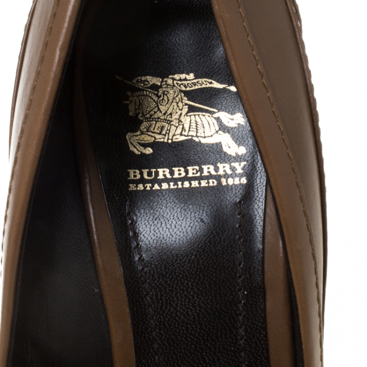 Pre Owned Burberry Brown Leather Buckle Detail Peep Toe Studded Platform Pumps Size 37
