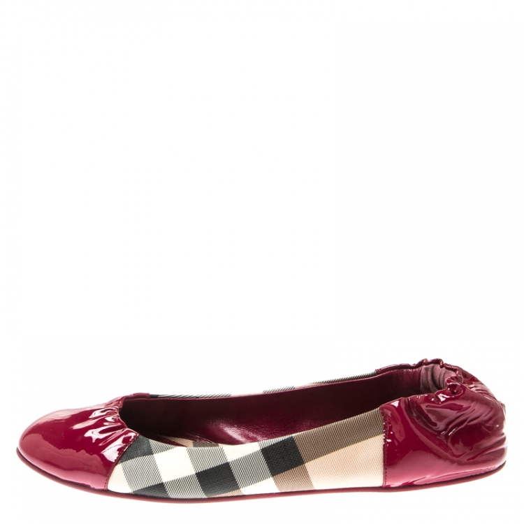 Pre Owned Burberry Burgundy Patent Leather and PVC Nova Check Soft Bellerina Flats Size 41