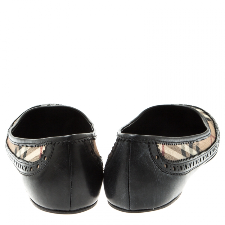 Pre Owned Burberry Black Brogue Leather And Haymarket Check PVC Tudor Ballet Flats Size 41