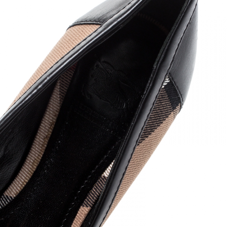 Pre Owned Burberry Black Nova Check Canvas and Leather Buckle Pointed Toe Pumps Size 38