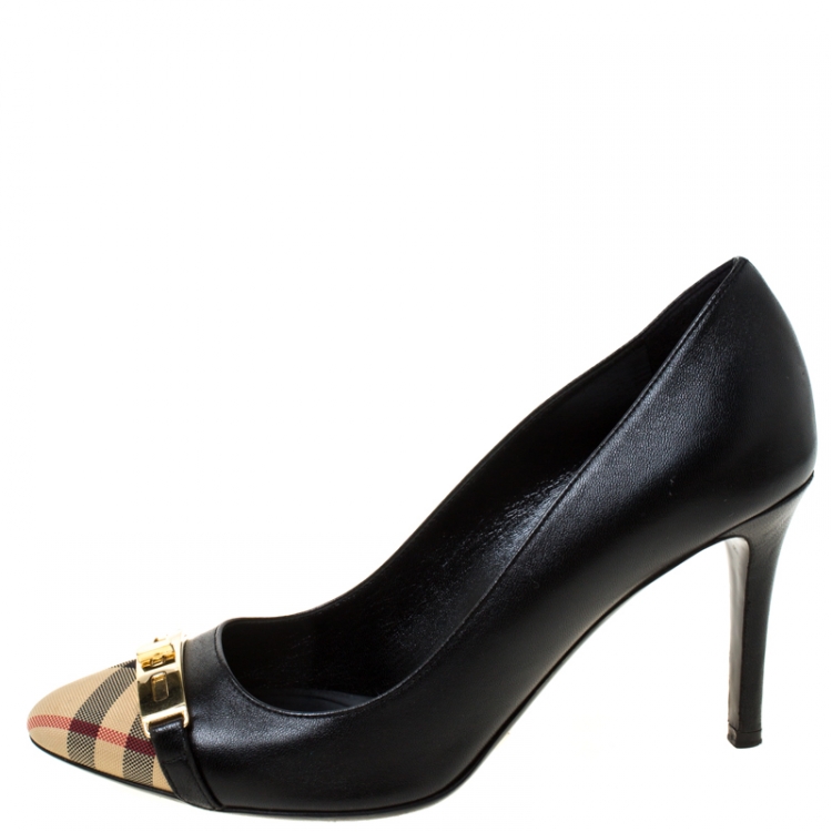 Pre Owned Burberry Black House Check Canvas and Leather Buckle Pumps Size 37