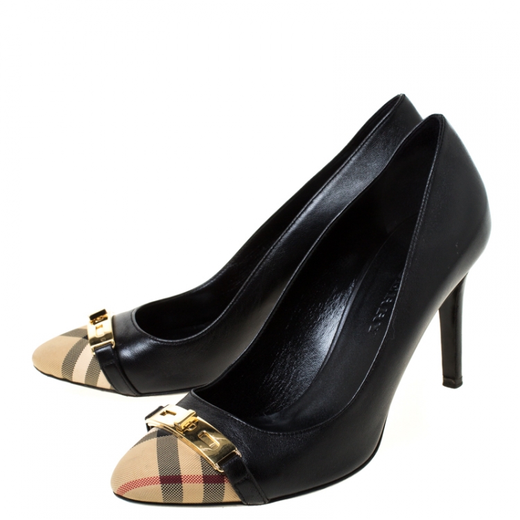 Pre Owned Burberry Black House Check Canvas and Leather Buckle Pumps Size 37