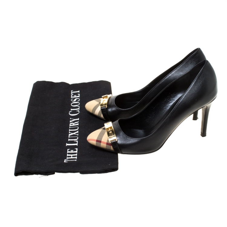 Pre Owned Burberry Black House Check Canvas and Leather Buckle Pumps Size 37
