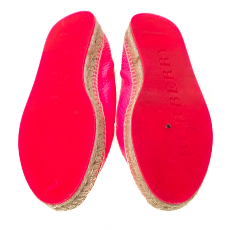 Pre Owned Burberry Neon Pink Leather Hodgeson Logo Slip On Espadrilles Size 39