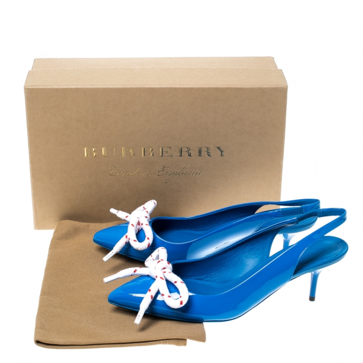 مملوكة مسبقًا Burberry Blue Patent Leather Fink Slingback Sandals Size 37.5